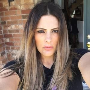 Meet your Posher, Nadia